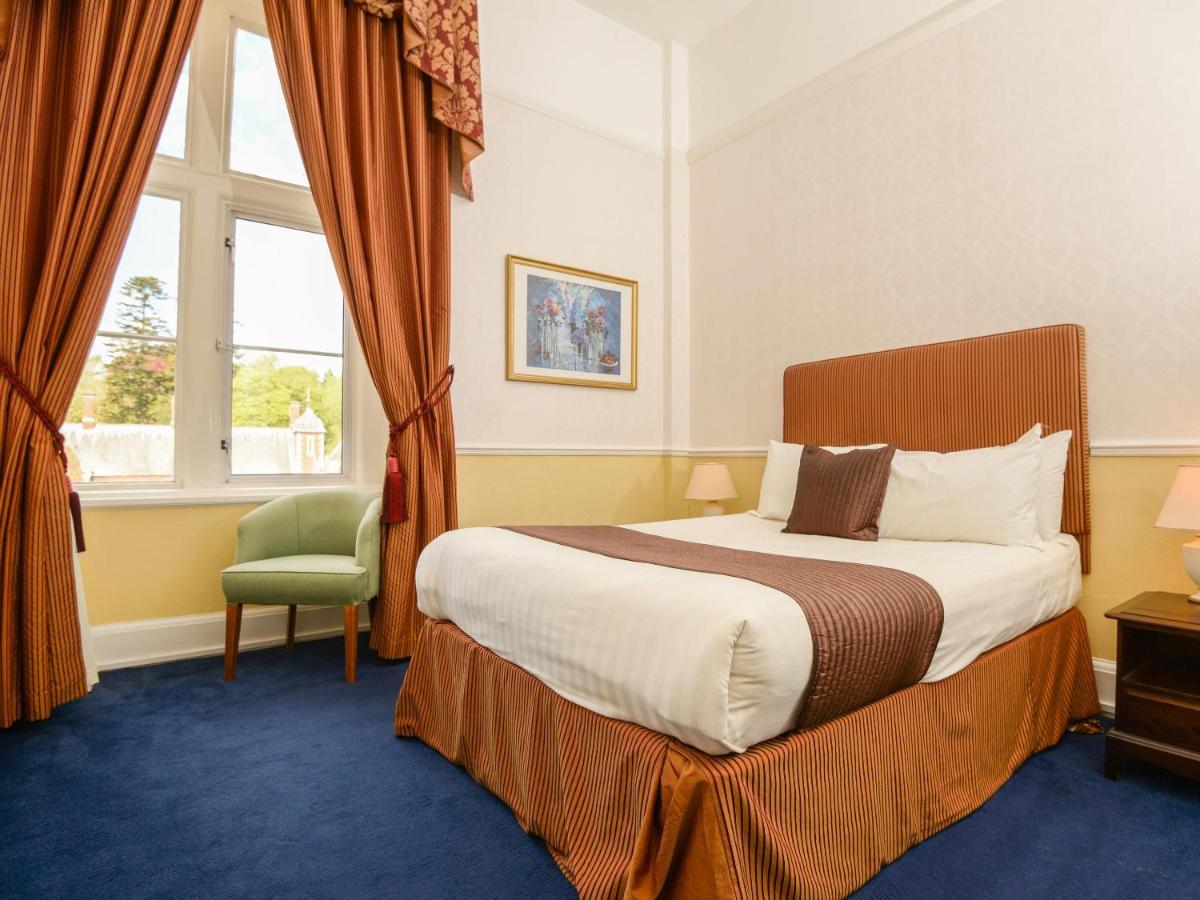 Lynford Hall Hotel Mundford Exterior photo
