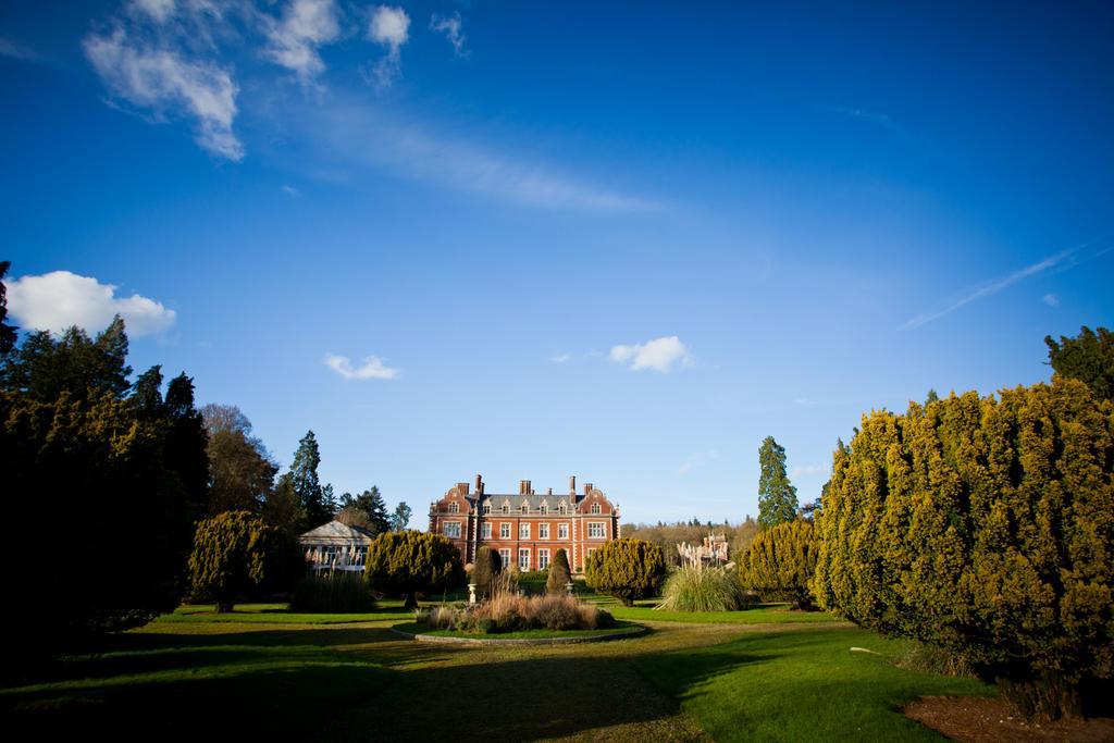 Lynford Hall Hotel Mundford Exterior photo